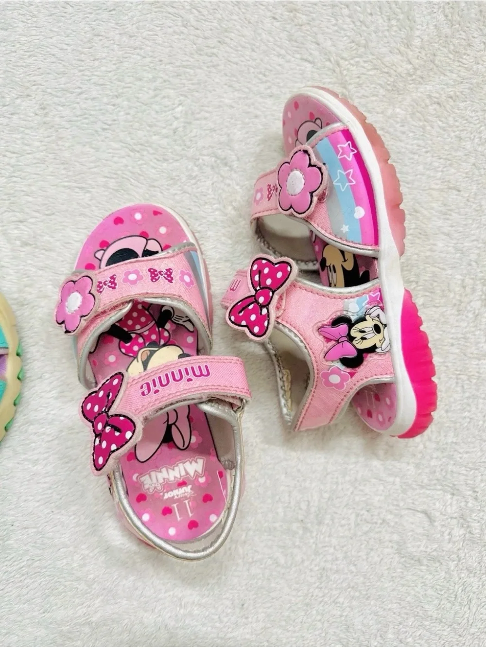 Big lot Girls Shoes,Sandals Size US 11 Disney Minnie Mouse,Eddie Bauer Excellent